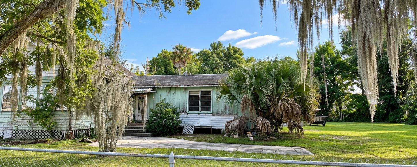 Photo of 189 W WILBUR AVENUE LAKE MARY FL 32746