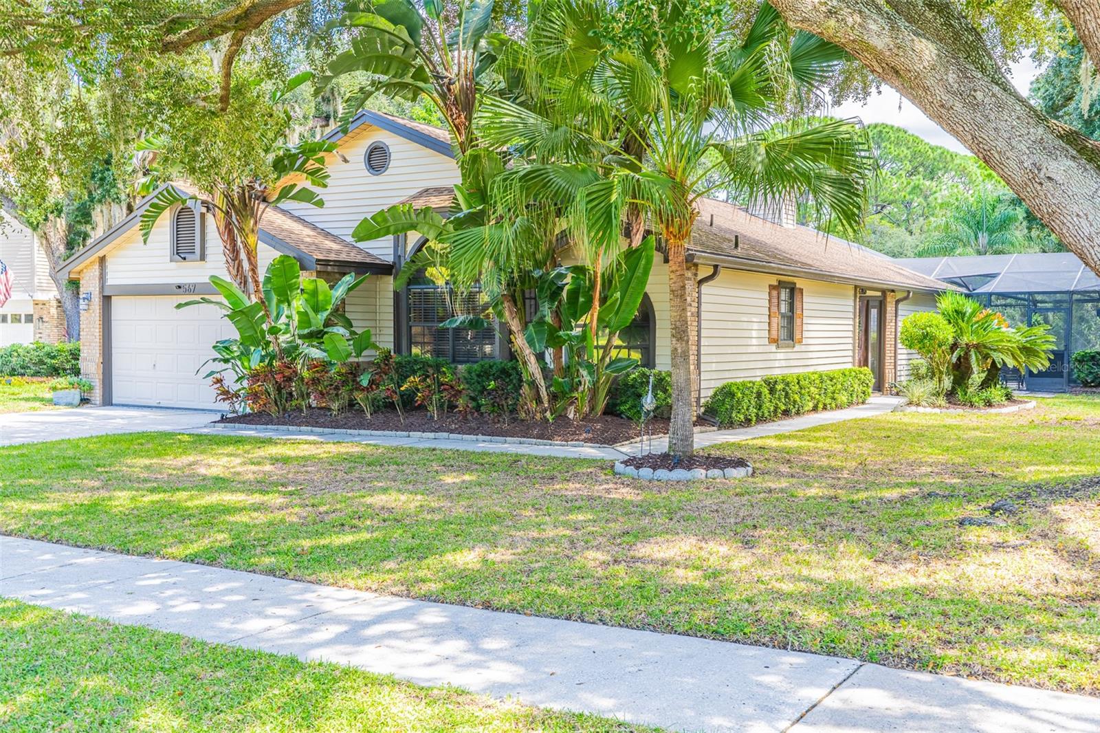 Photo of 567 DEER RUN PALM HARBOR FL 34684
