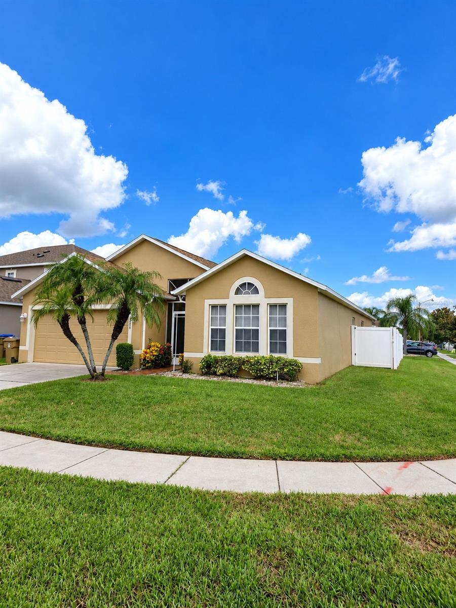 Photo of 2580 HUNLEY LOOP KISSIMMEE FL 34743