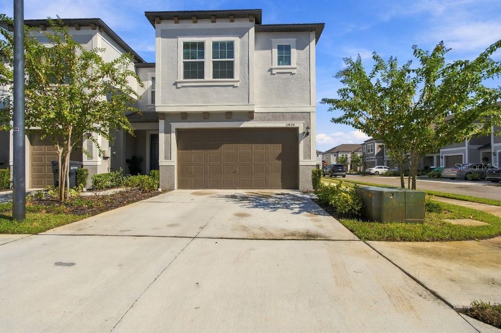 Photo of 10824 FANNING SPRINGS COURT TAMPA FL 33647