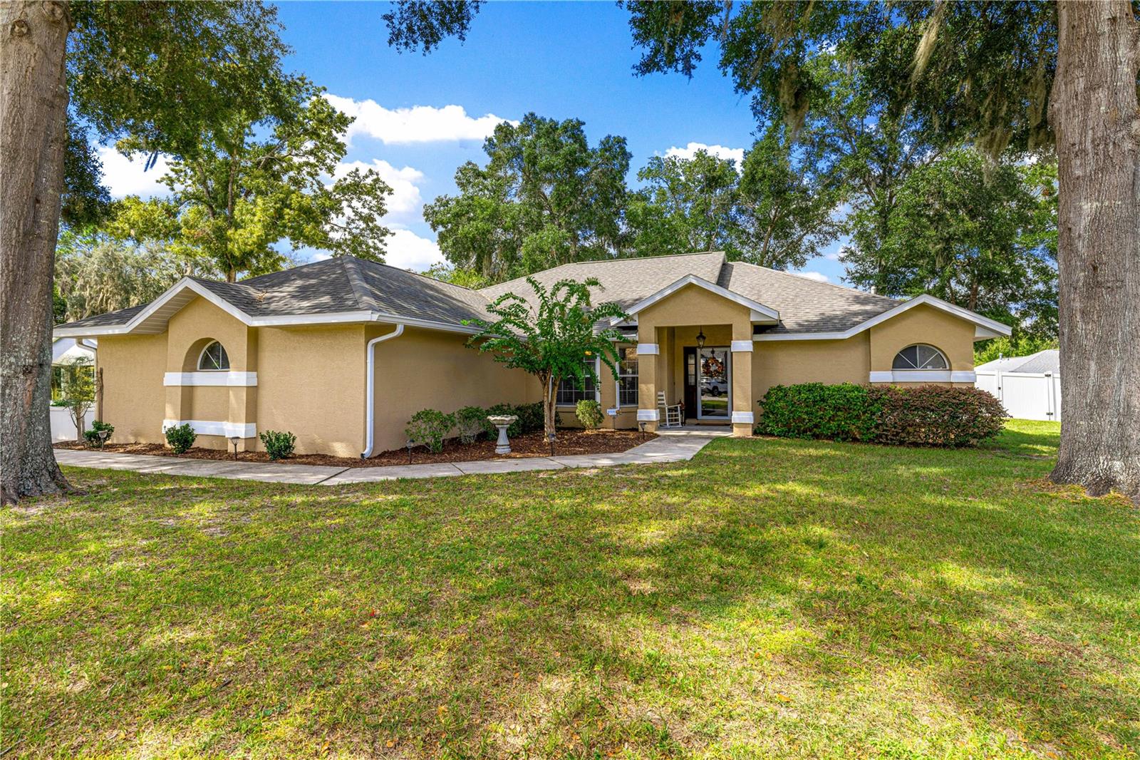 Photo of 1318 SE 66TH AVENUE OCALA FL 34472