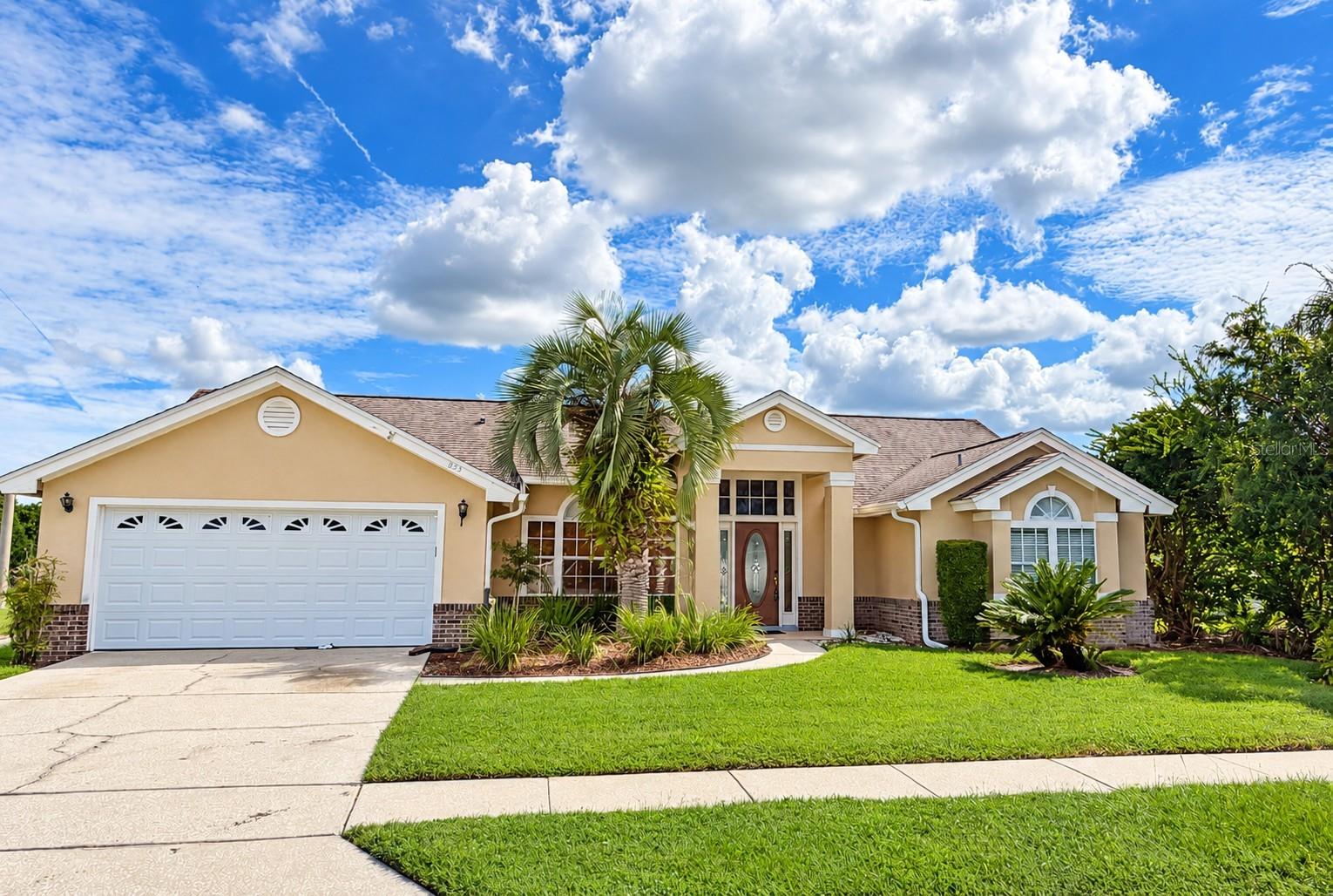 Photo of 823 CARRIGAN AVENUE OVIEDO FL 32765