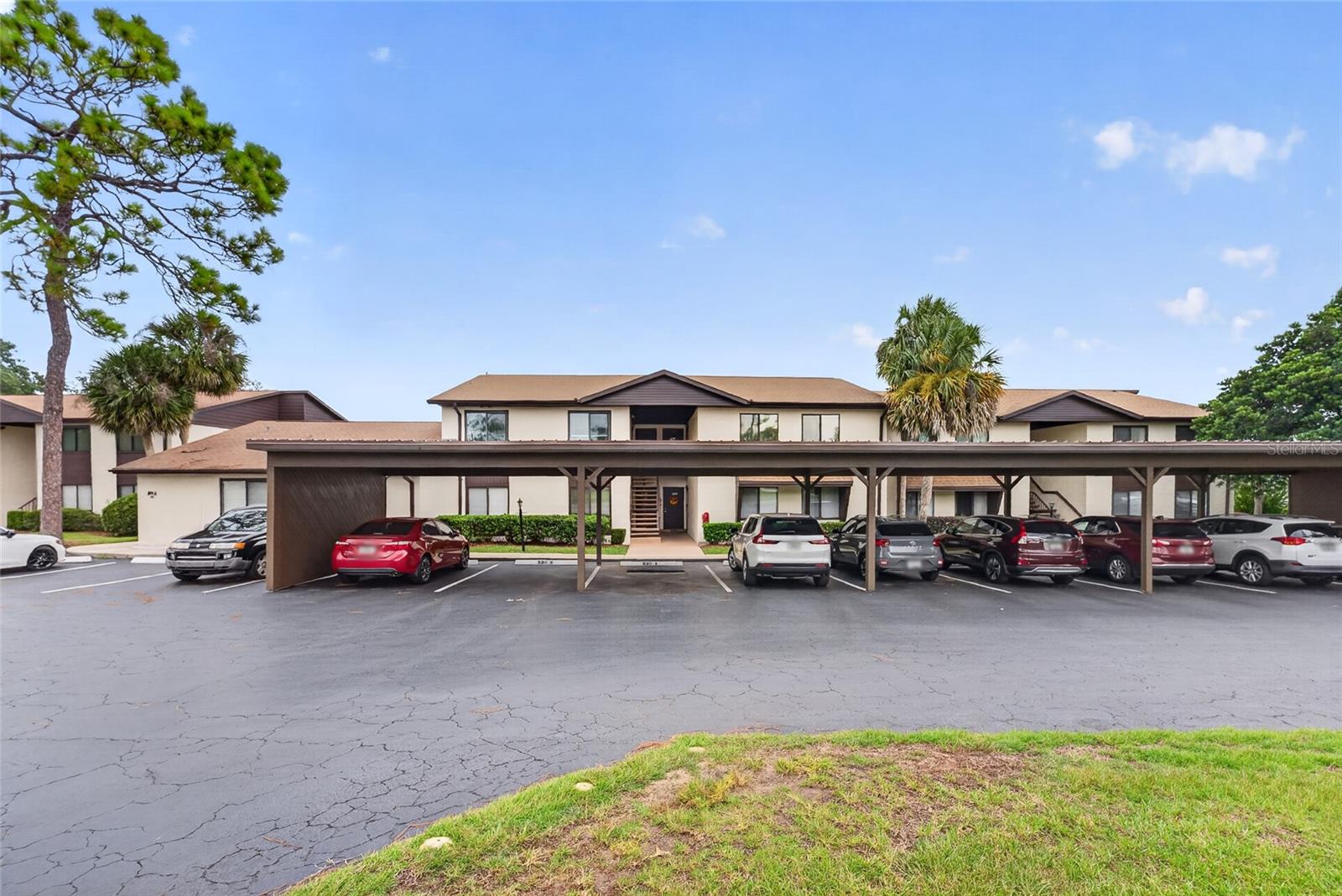 Photo of 530 FAIRWAYS CIRCLE #B OCALA FL 34472
