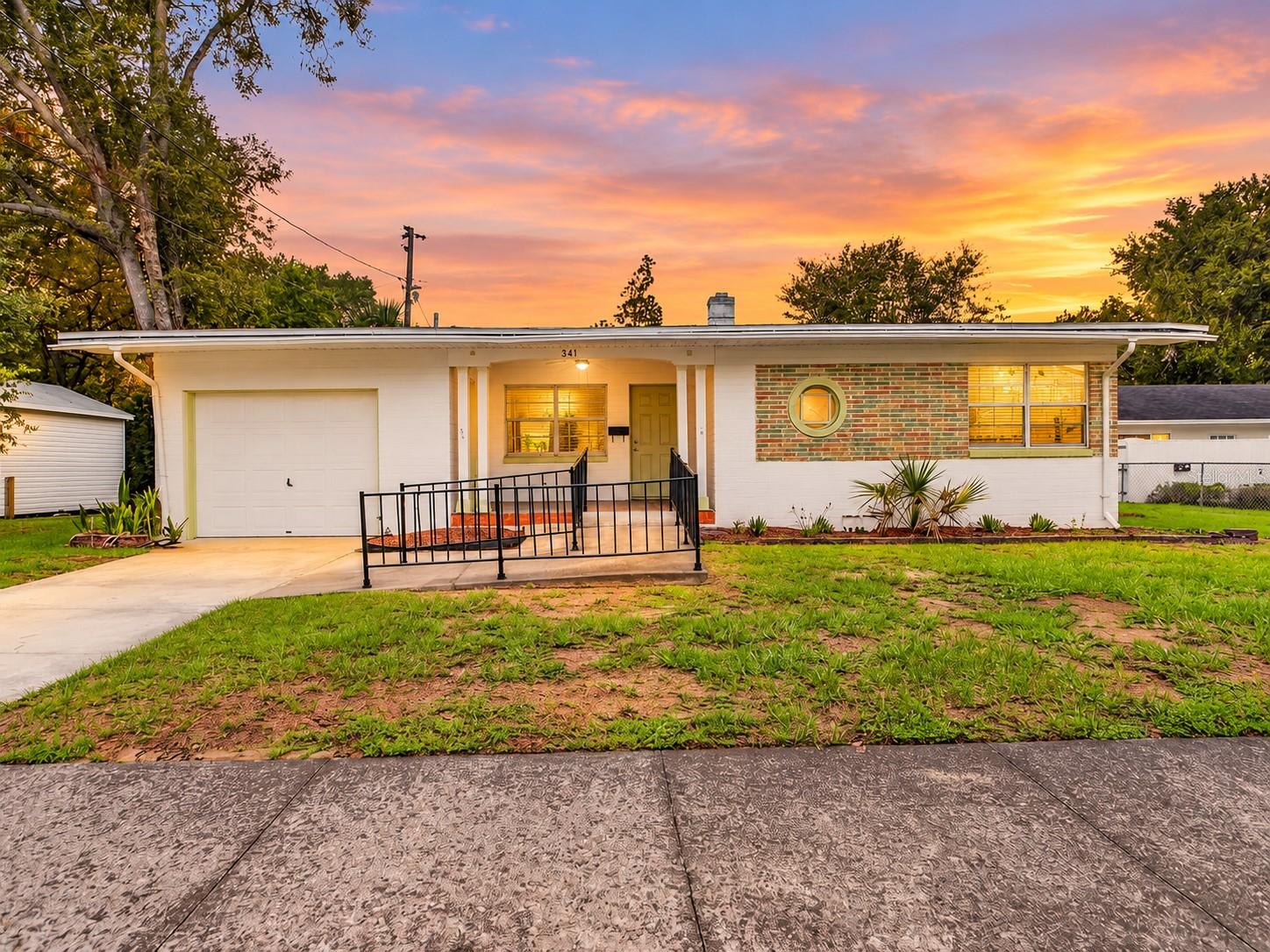 Photo of 541 S CLAYTON AVENUE LAKELAND FL 33801