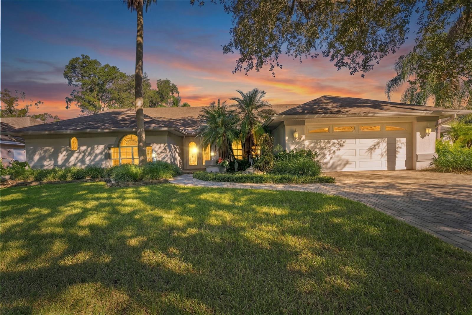 Photo of 16508 BLENHEIM DRIVE LUTZ FL 33549