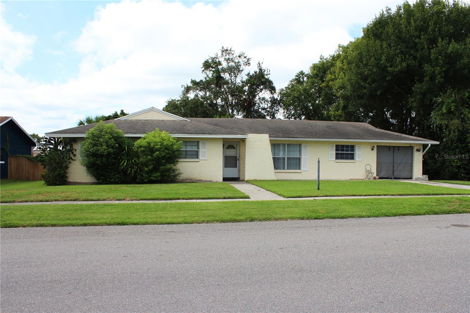 Photo of 6123 CHRISTINA DRIVE LAKELAND FL 33813