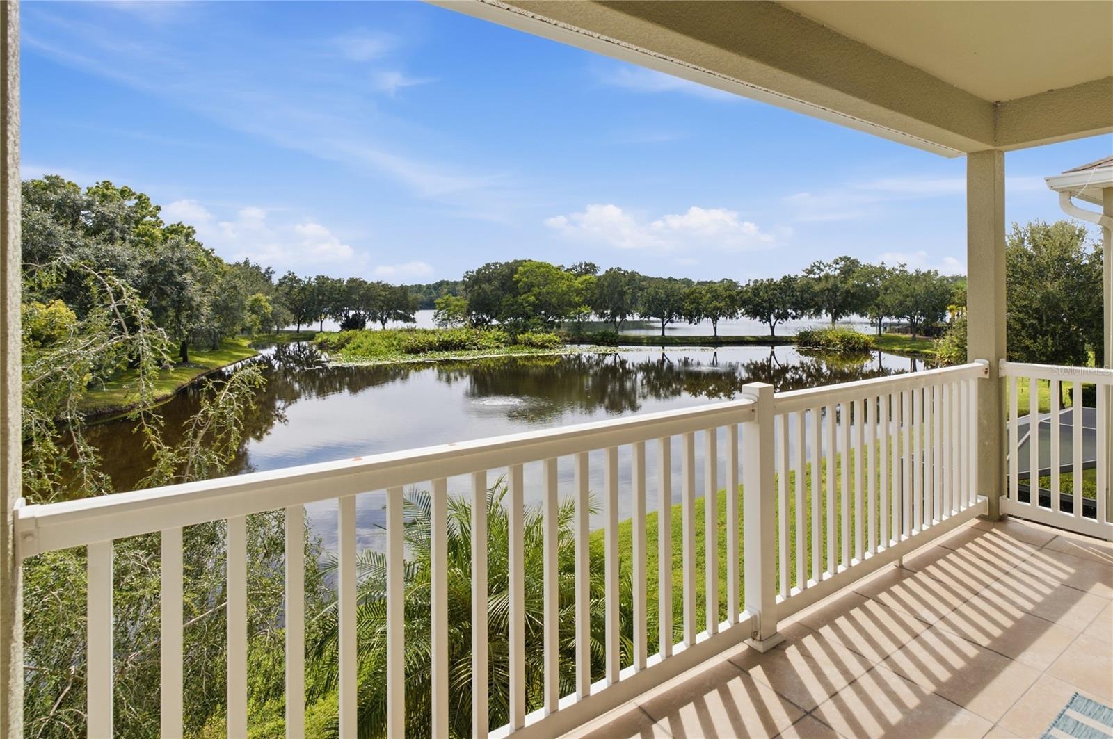 Photo of 11722 CASA LAGO LANE TAMPA FL 33626