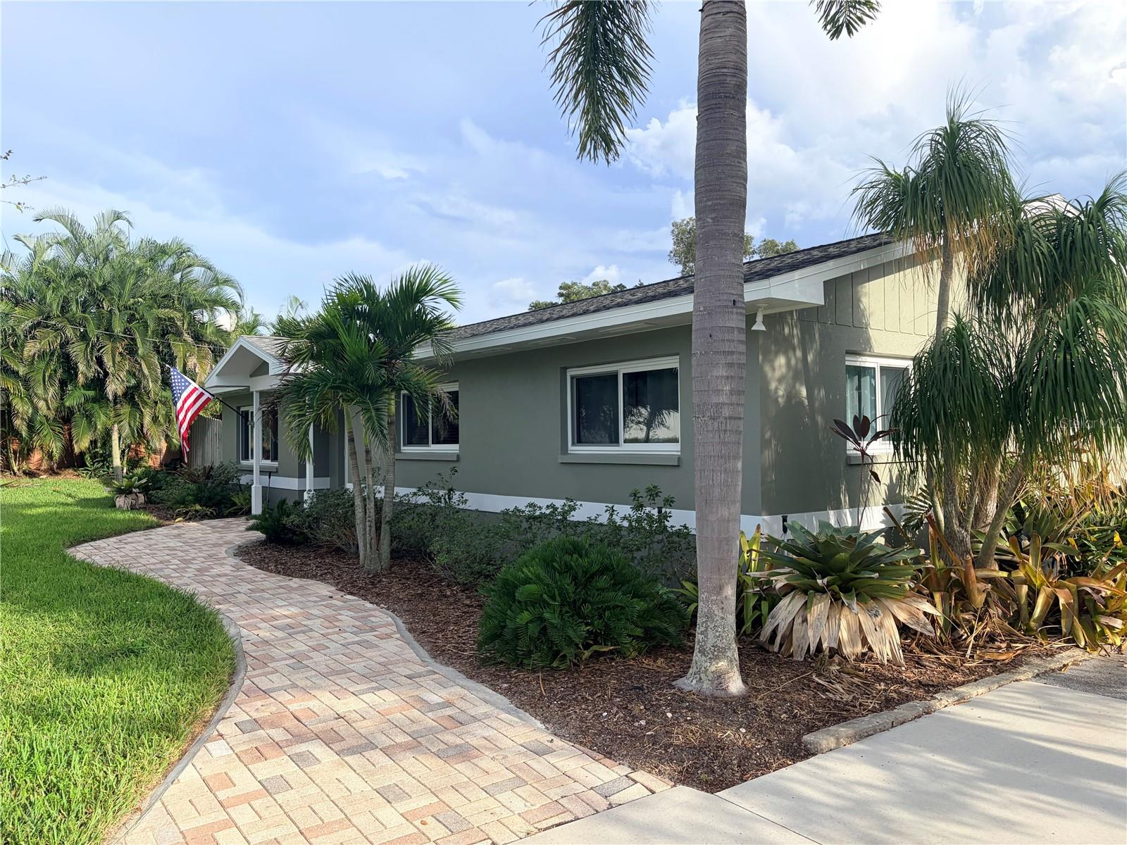 Photo of 902 ROBIN AVENUE PALM HARBOR FL 34683