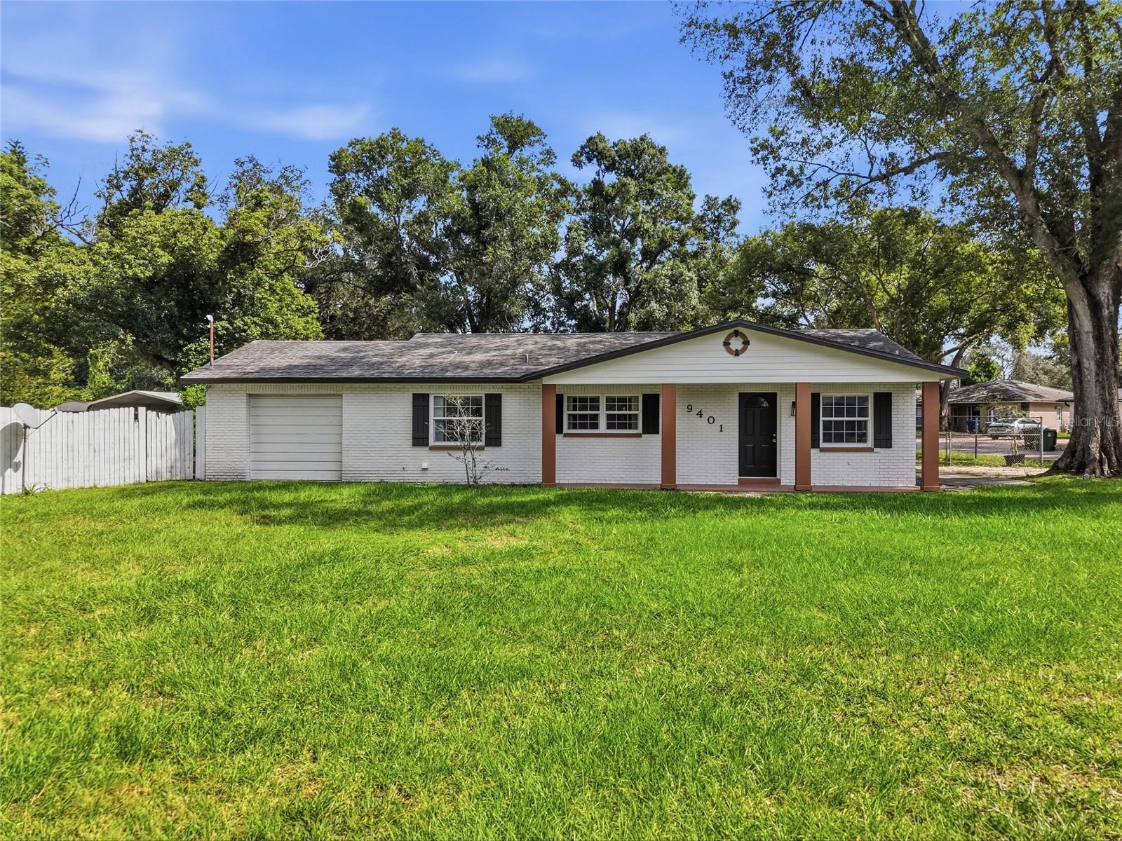 Photo of 9401 N ROME CIRCLE TAMPA FL 33612