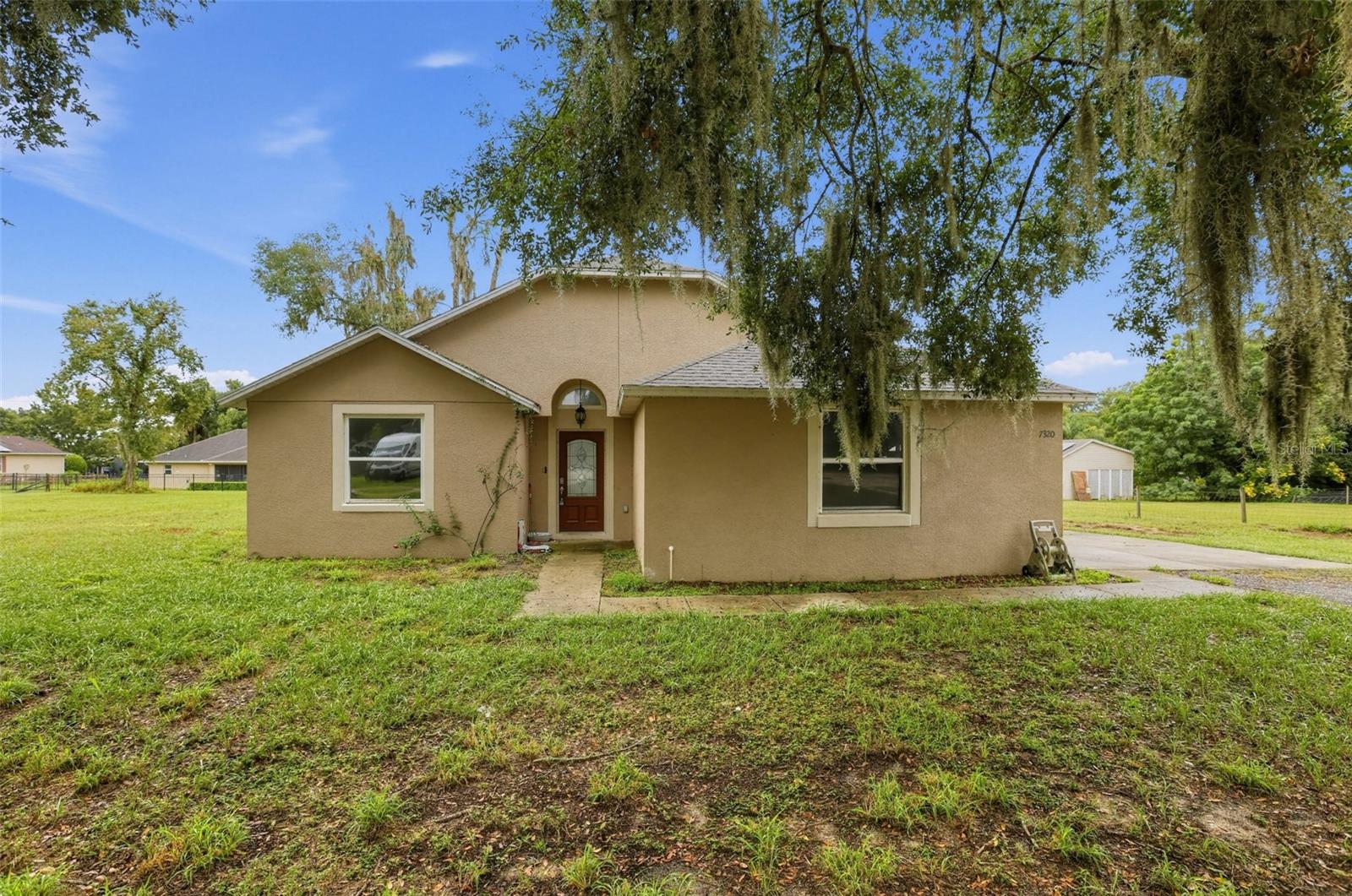Photo of 7320 TOMBERLIN LANE MOUNT DORA FL 32757