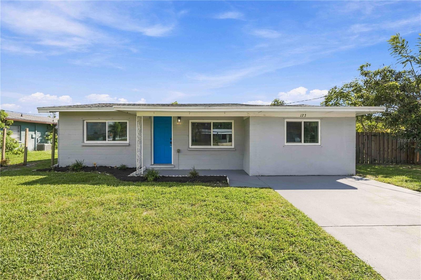 Photo of 123 VIRGINIA COURT ENGLEWOOD FL 34223