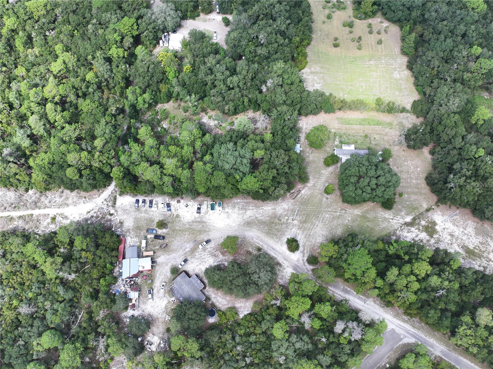Photo of 1 BAY TRACK OCKLAWAHA FL 32179
