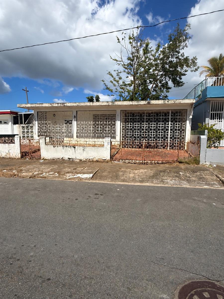 Photo of T1 JACINTO BAYAMON PR 00956