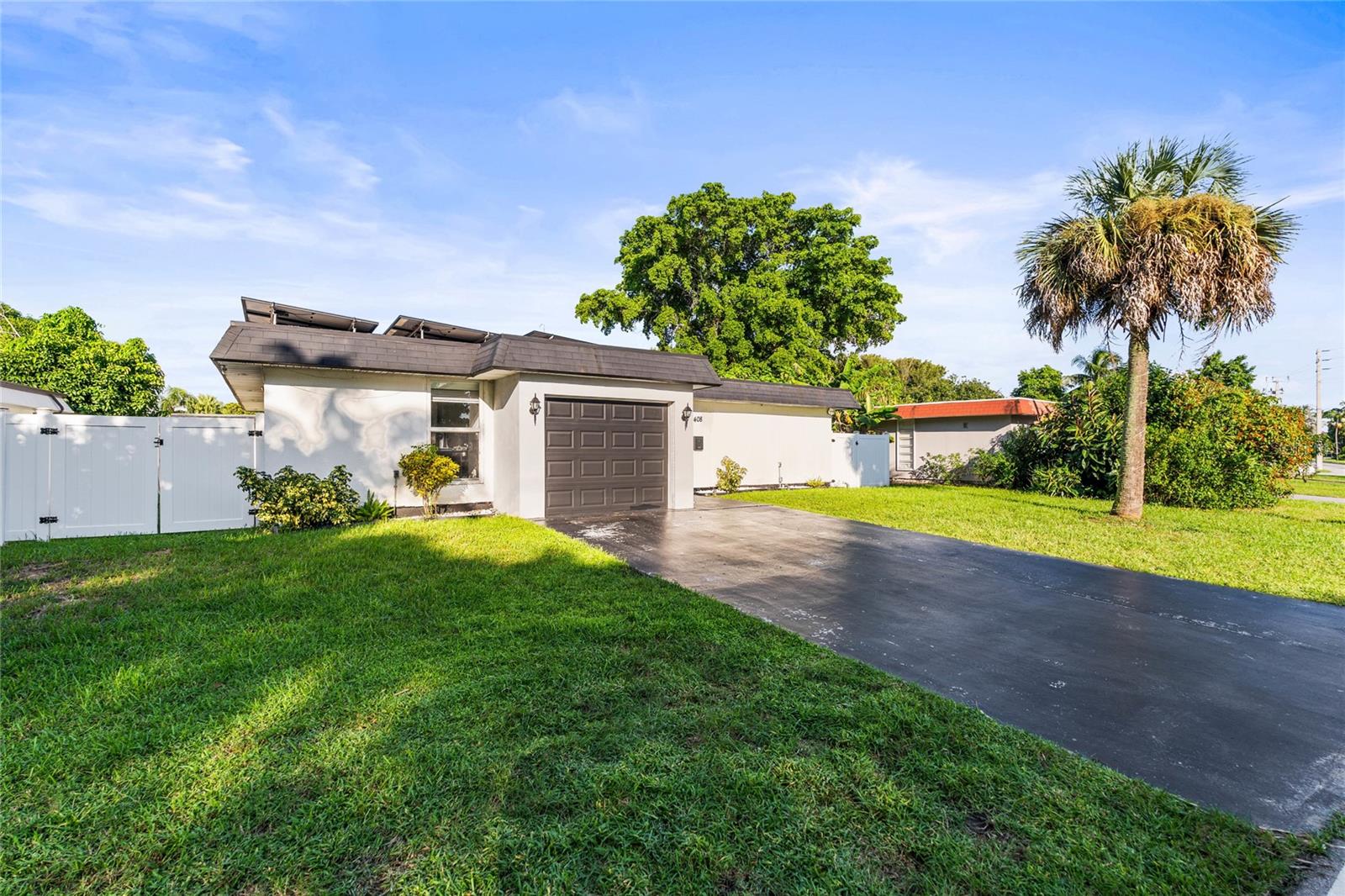 Photo of 6408 BROOKWOOD BOULEVARD TAMARAC FL 33321