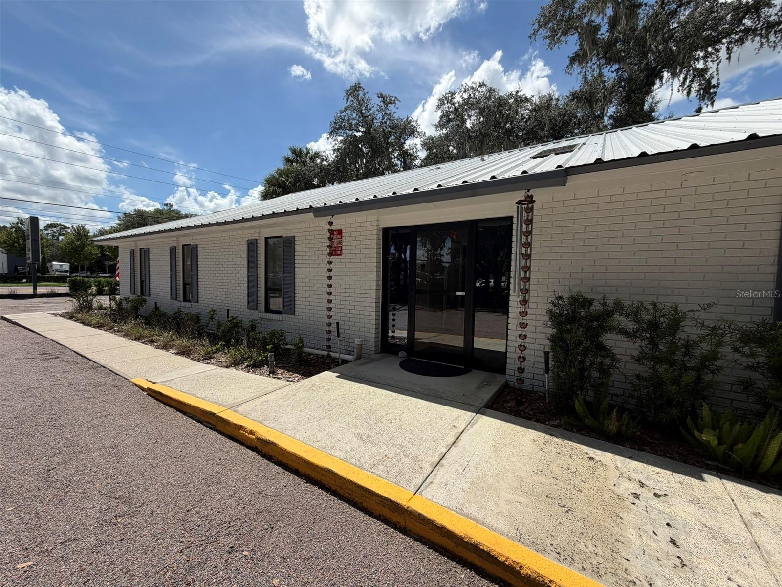 Photo of 2711 W STATE ROAD 434 LONGWOOD FL 32779