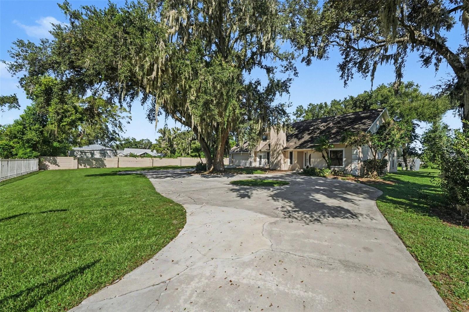 Photo of 126 GOINS DRIVE SEFFNER FL 33584