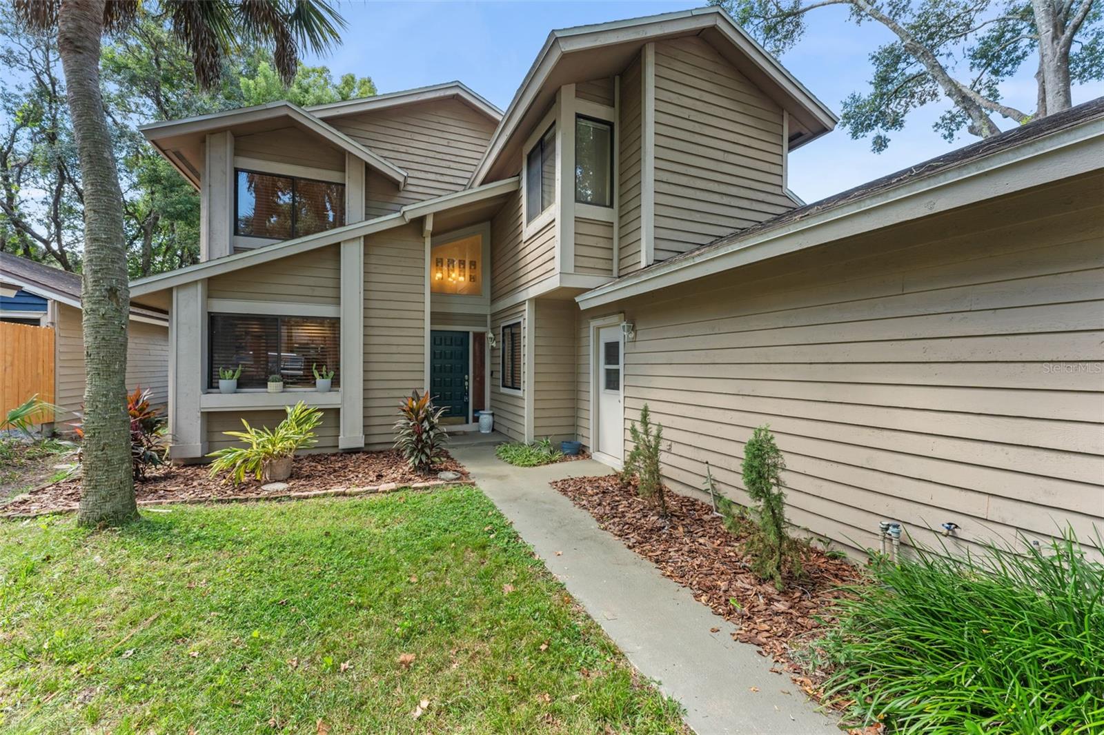 Photo of 228 S FOX CHASE POINT LONGWOOD FL 32779