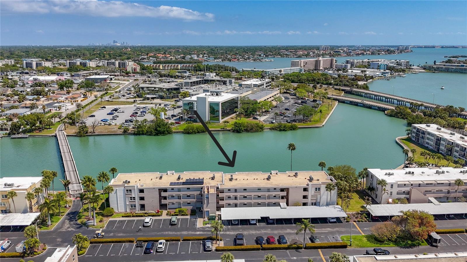 Photo of 7425 BAY ISLAND DRIVE #105 SOUTH PASADENA FL 33707