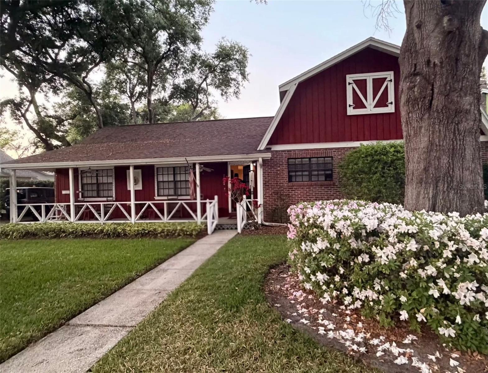 Photo of 2219 SHADEHILL COURT TAMPA FL 33612