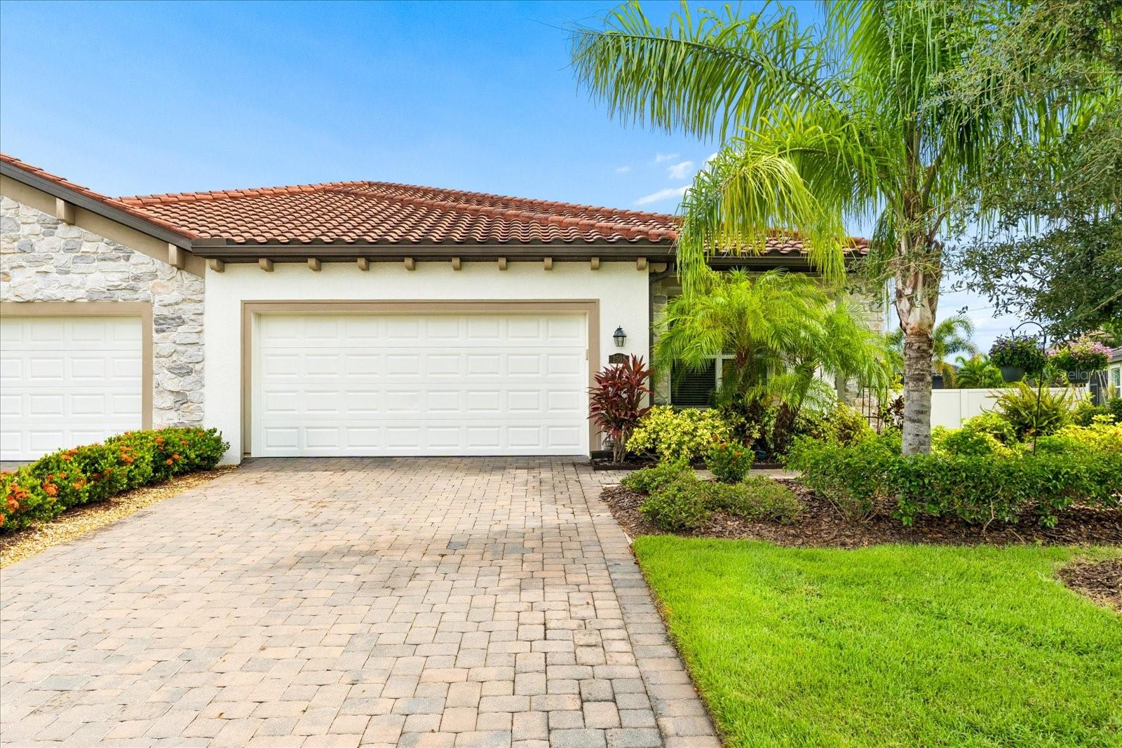Photo of 2505 AVOLET COURT BRADENTON FL 34211