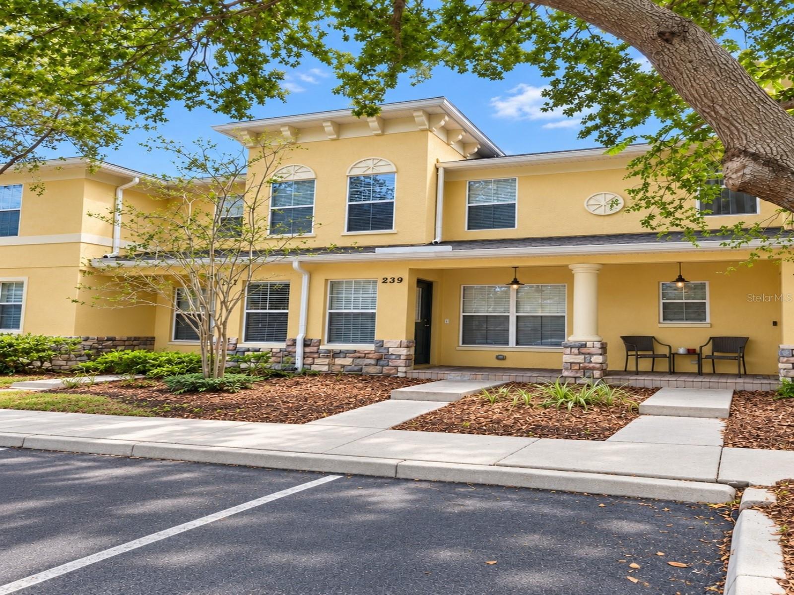 Photo of 239 CASTLEKEEPER PL VALRICO FL 33594