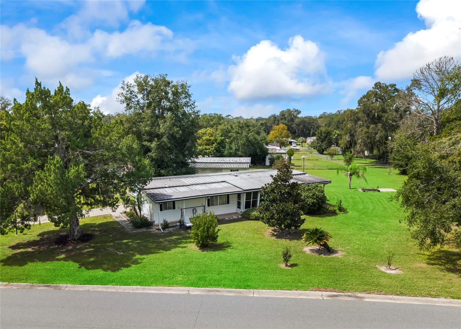 Photo of 309 SHEERWOOD DRIVE LADY LAKE FL 32159