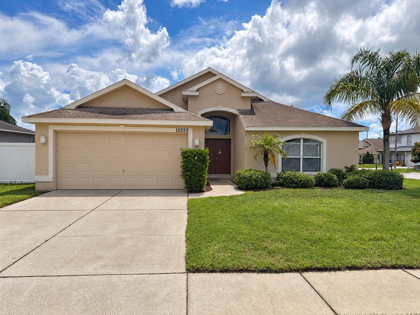 Photo of 10250 PEOPLES LOOP PORT RICHEY FL 34668