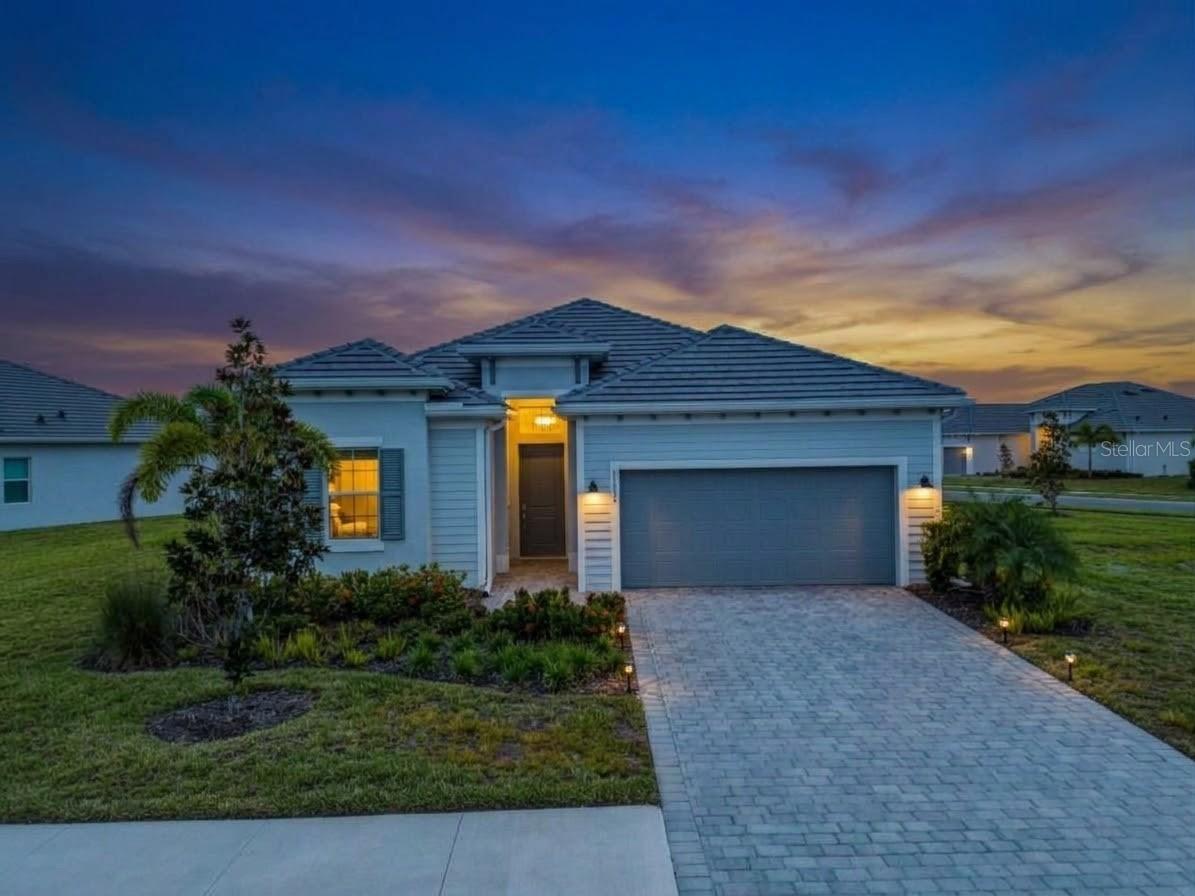 Photo of 12850 TULUM LOOP VENICE FL 34293
