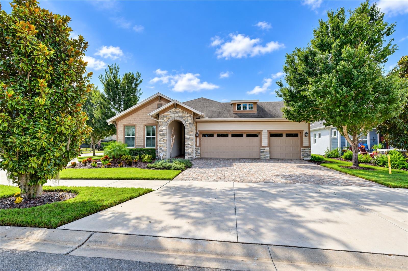 Photo of 13943 NATURES RESERVE DRIVE LITHIA FL 33547