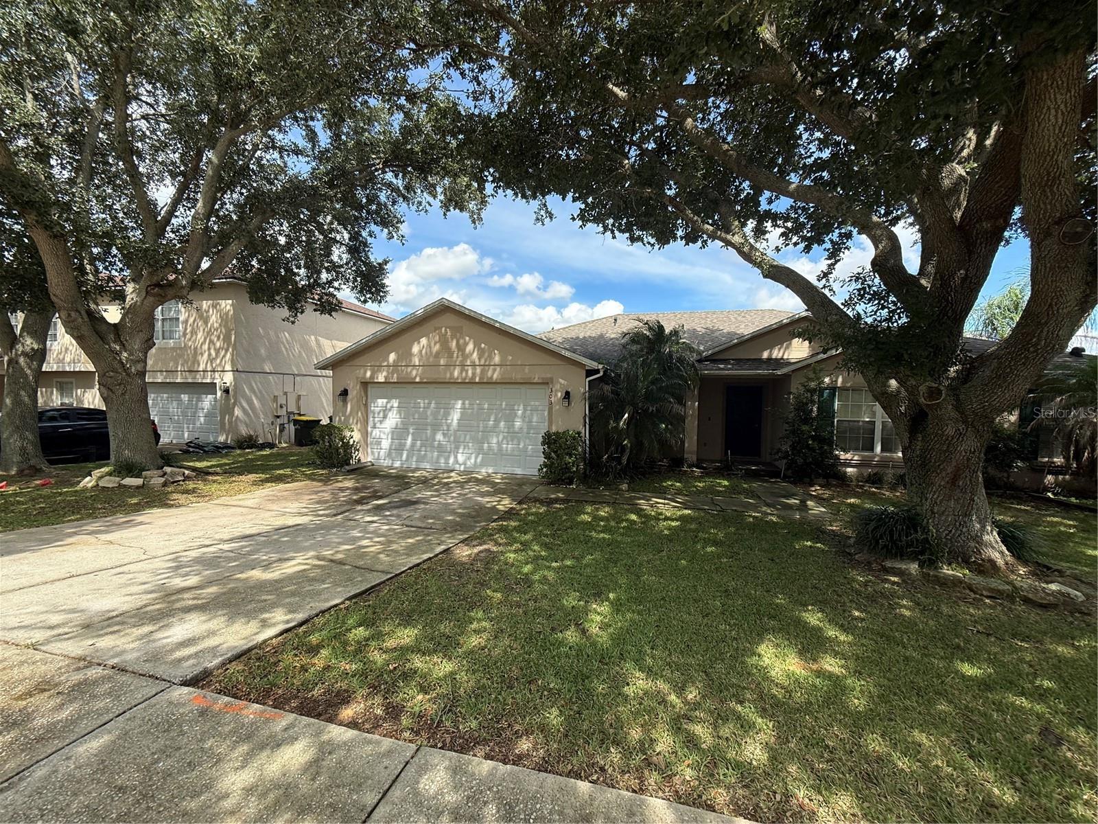 Photo of 303 SKY VALLEY STREET CLERMONT FL 34711