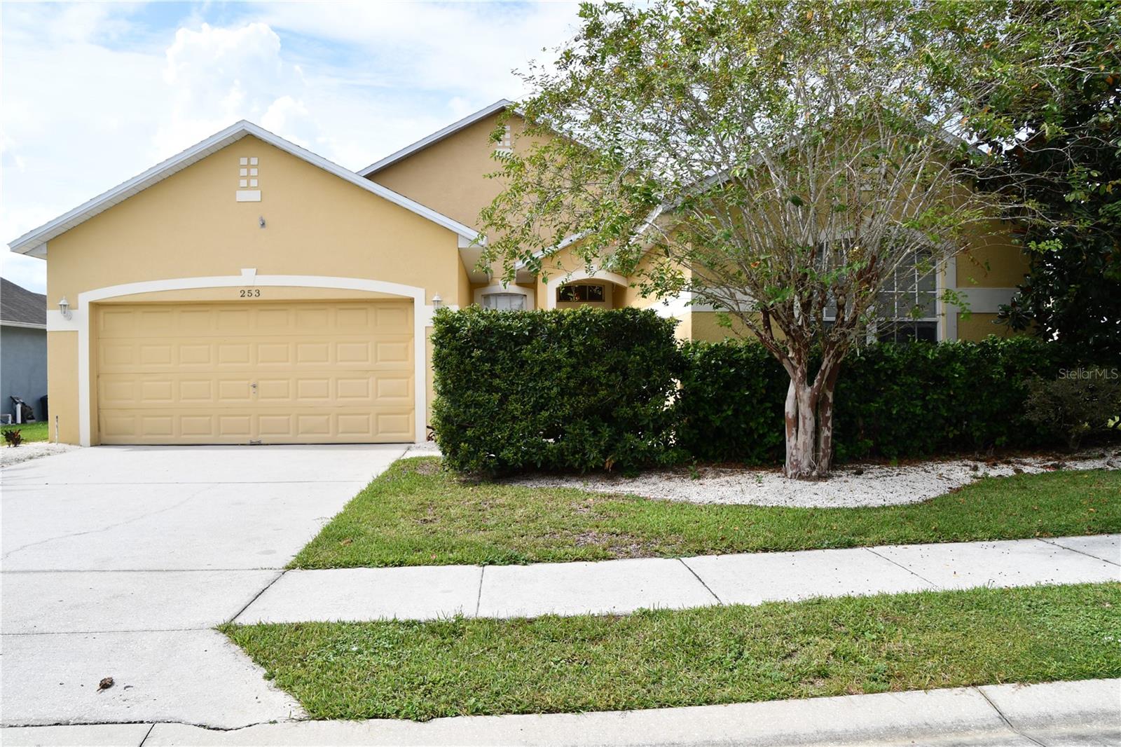 Photo of 253 WILDFLOWER ROAD DAVENPORT FL 33837