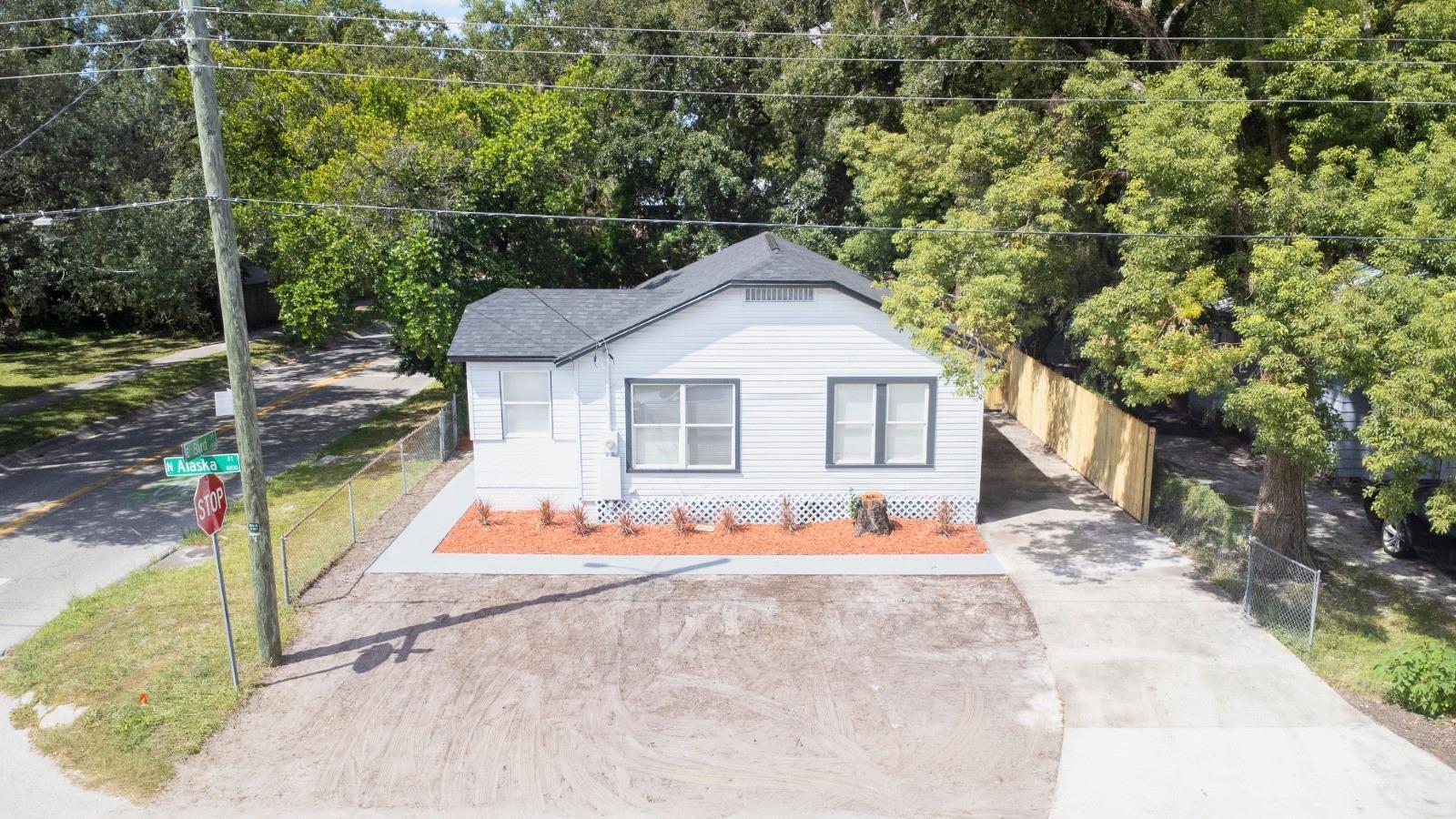 Photo of 8202 N ALASKA STREET TAMPA FL 33604
