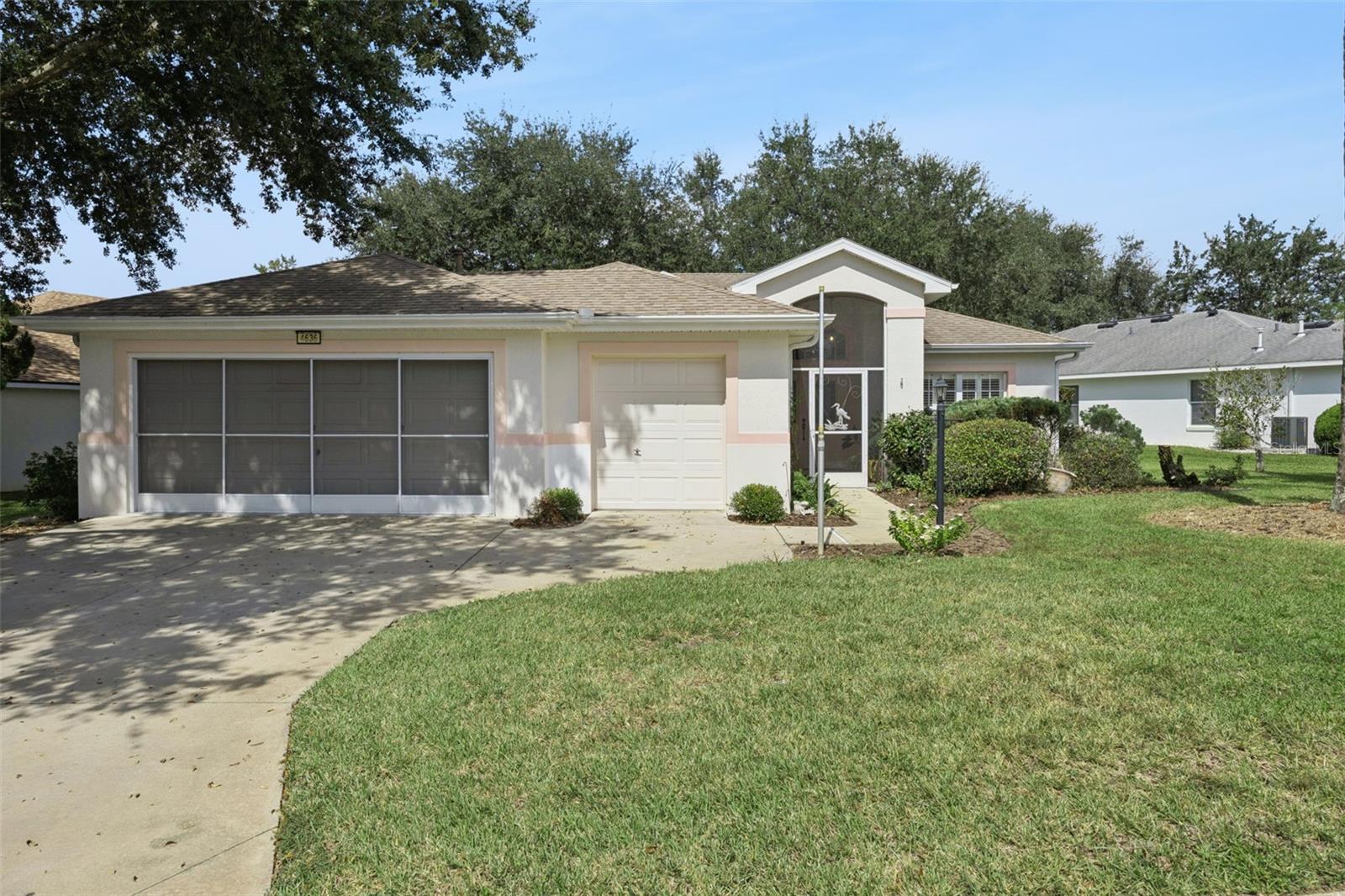 Photo of 4636 GLEN COE STREET LEESBURG FL 34748