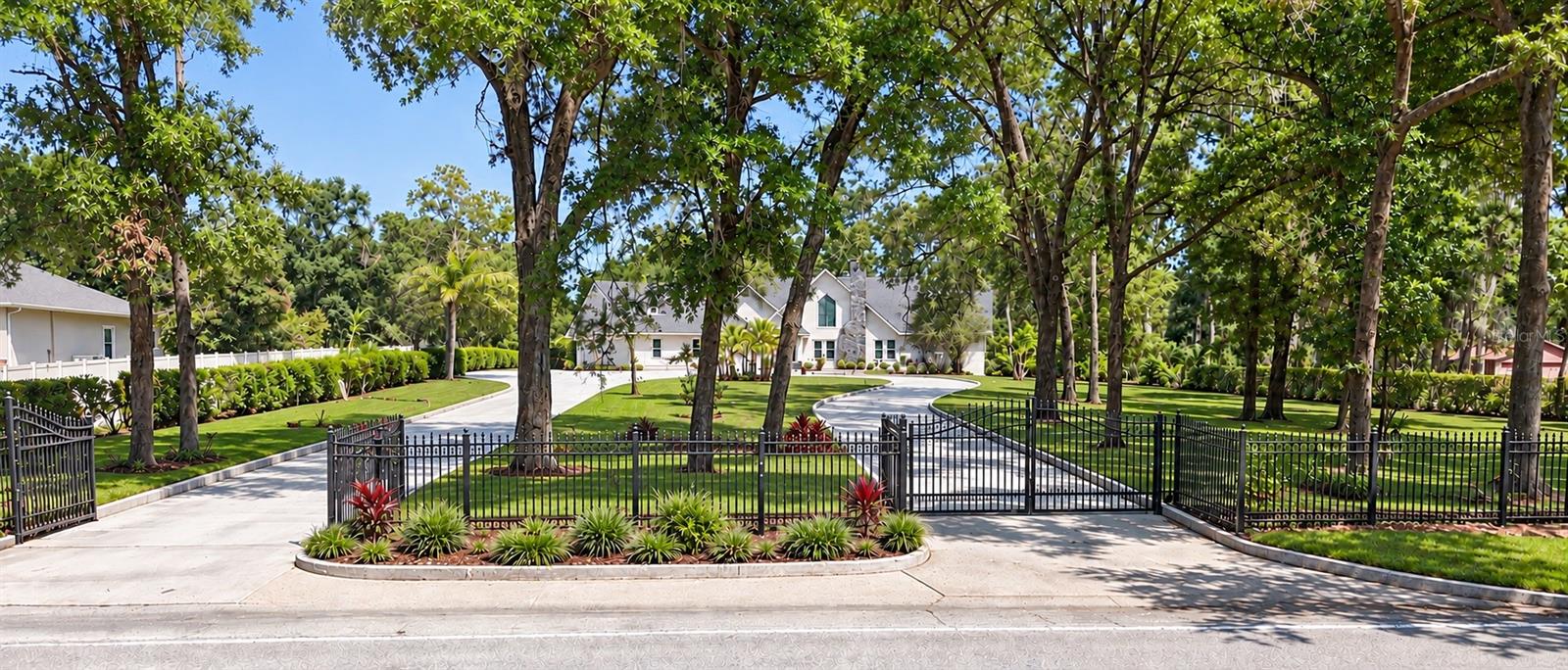 Photo of 3114 LITTLE ROAD VALRICO FL 33596