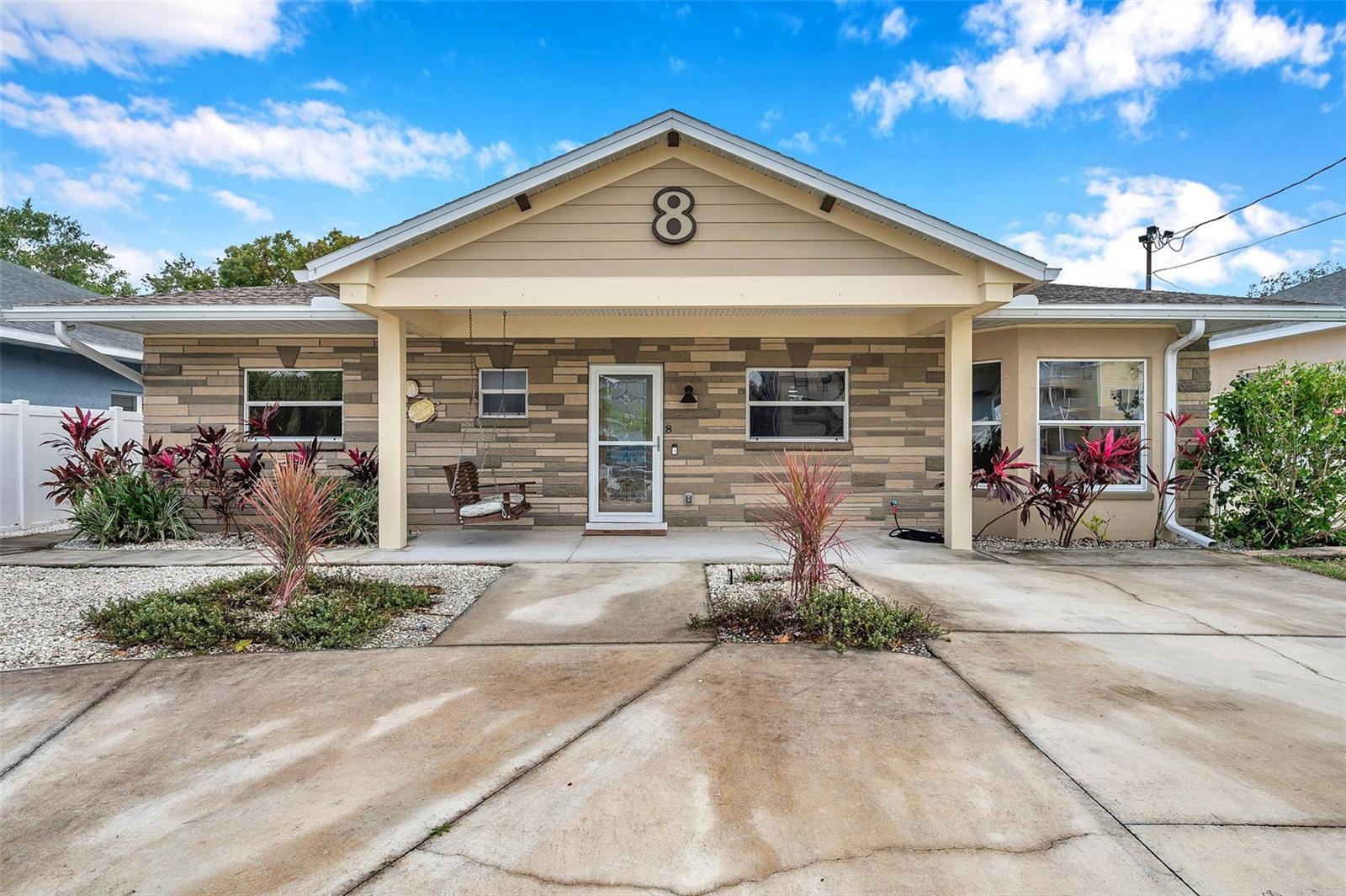 Photo of 8 CITRUS DRIVE PALM HARBOR FL 34684