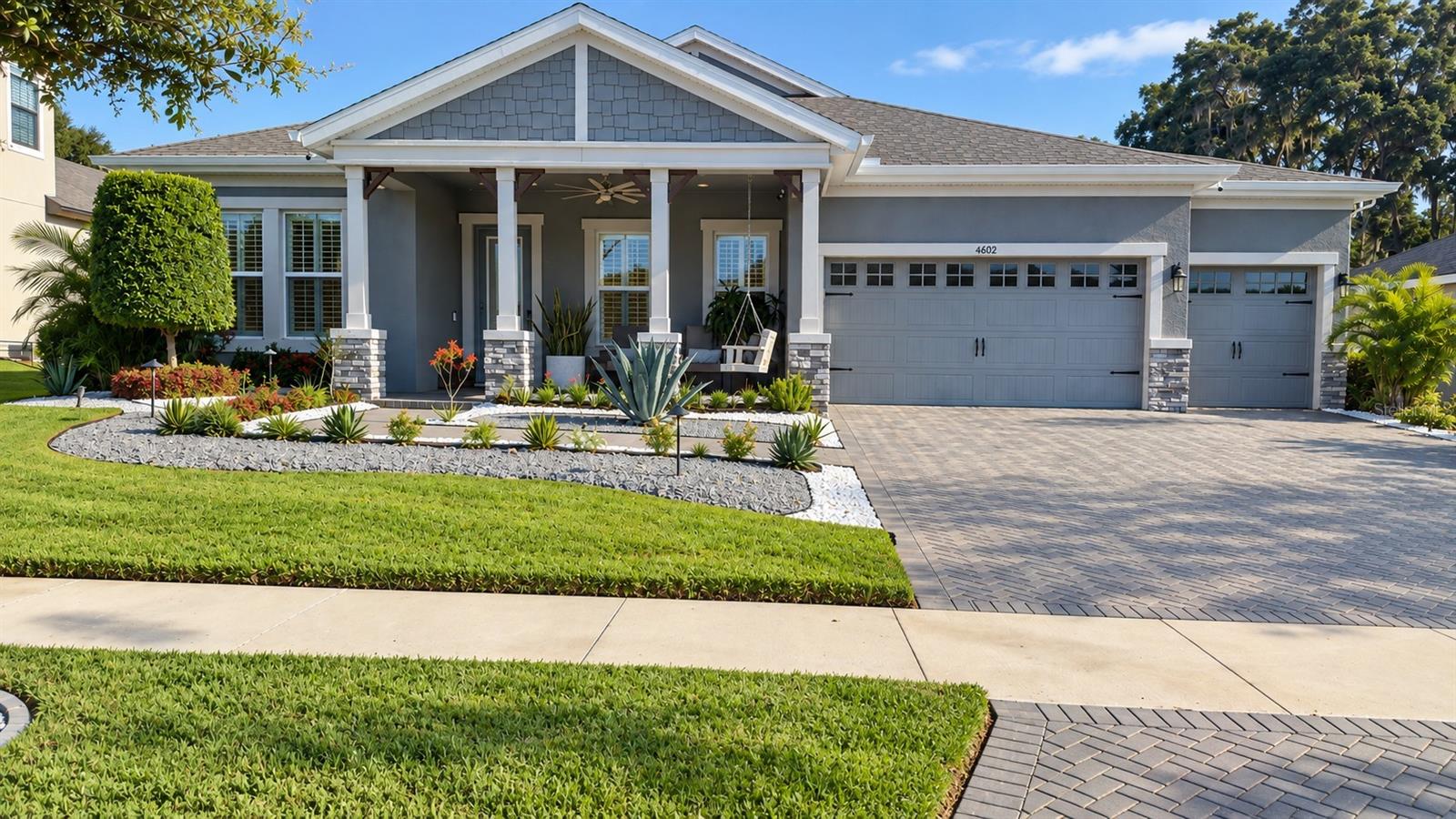 Photo of 4602 RIDGEWOOD ESTATES AVENUE VALRICO FL 33596