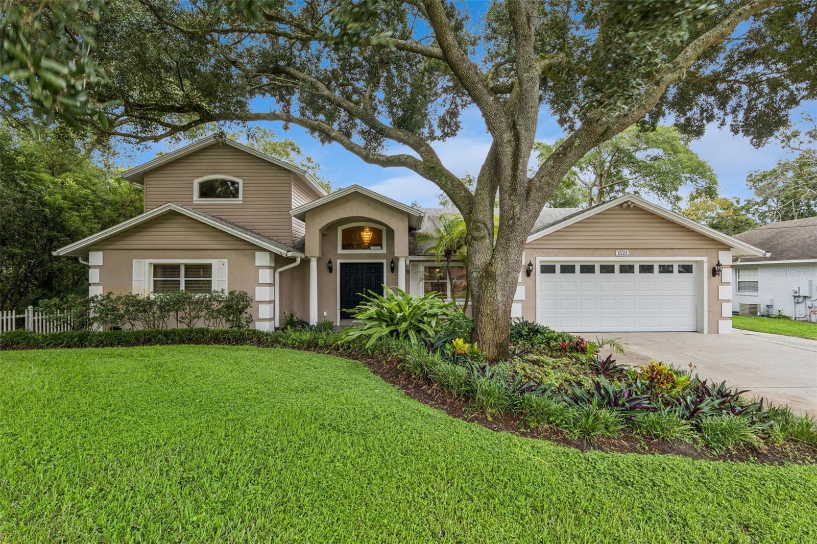 Photo of 1521 FRANCES DRIVE APOPKA FL 32703