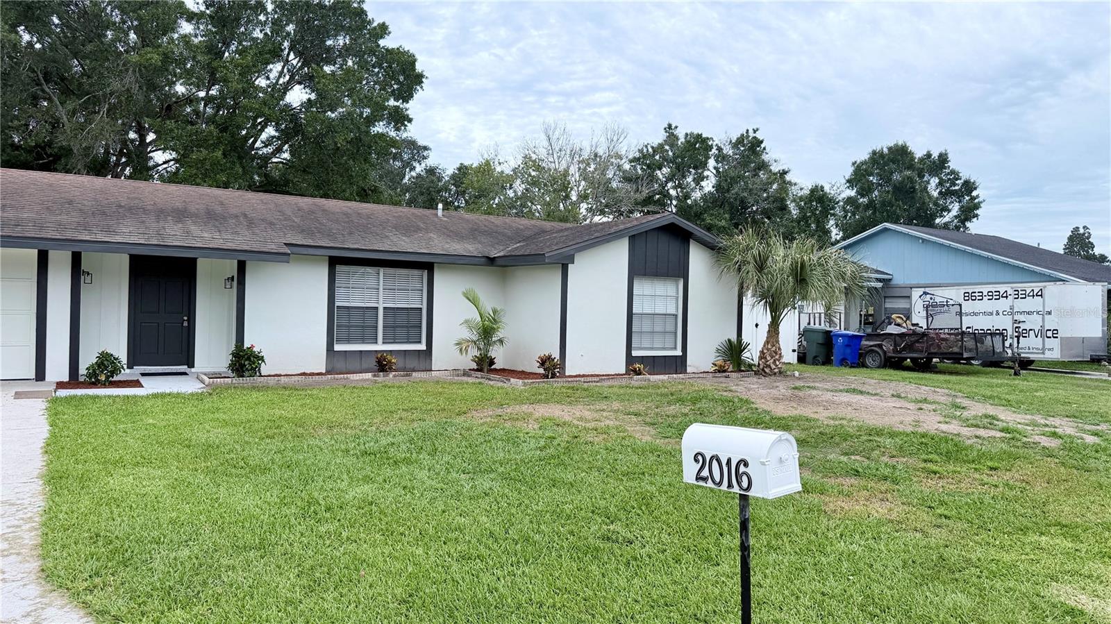 Photo of 2016 WOODBRIDGE LANE LAKELAND FL 33813