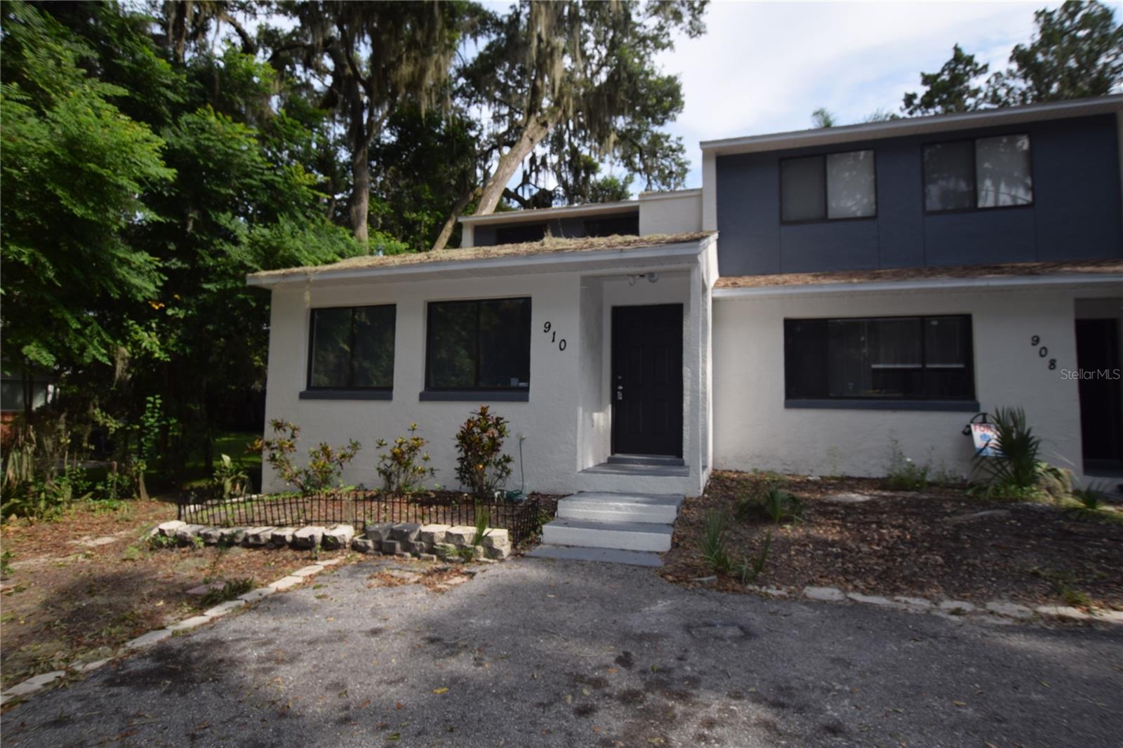 Photo of 910 SUMTER STREET LEESBURG FL 34748