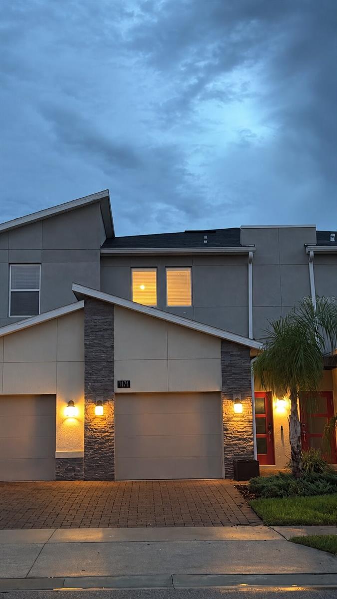 Photo of 1171 CHALLENGE DRIVE DAVENPORT FL 33896