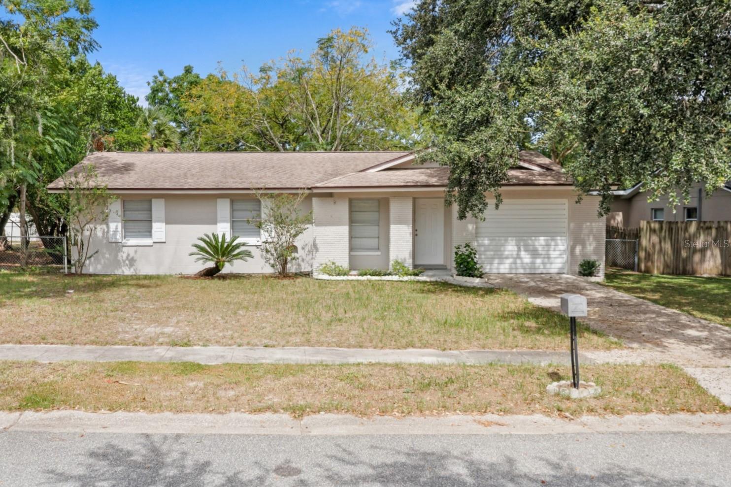 Photo of 610 E HELM WAY CASSELBERRY FL 32707