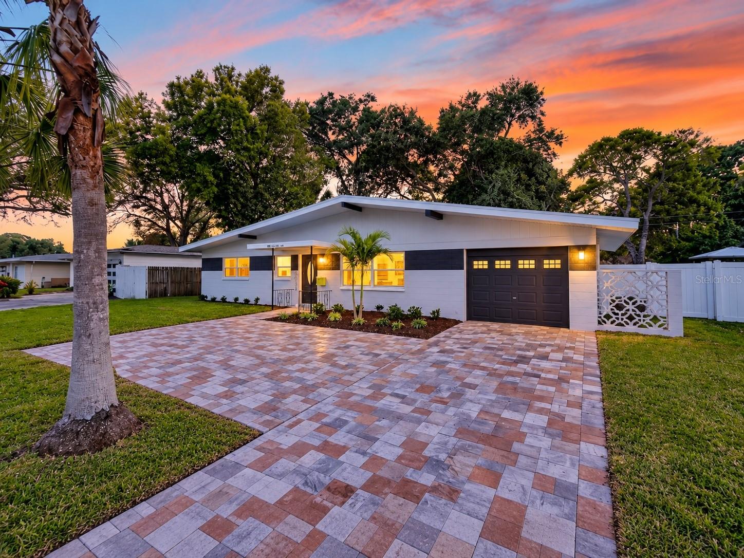 Photo of 5631 4TH STREET ST PETERSBURG FL 33705