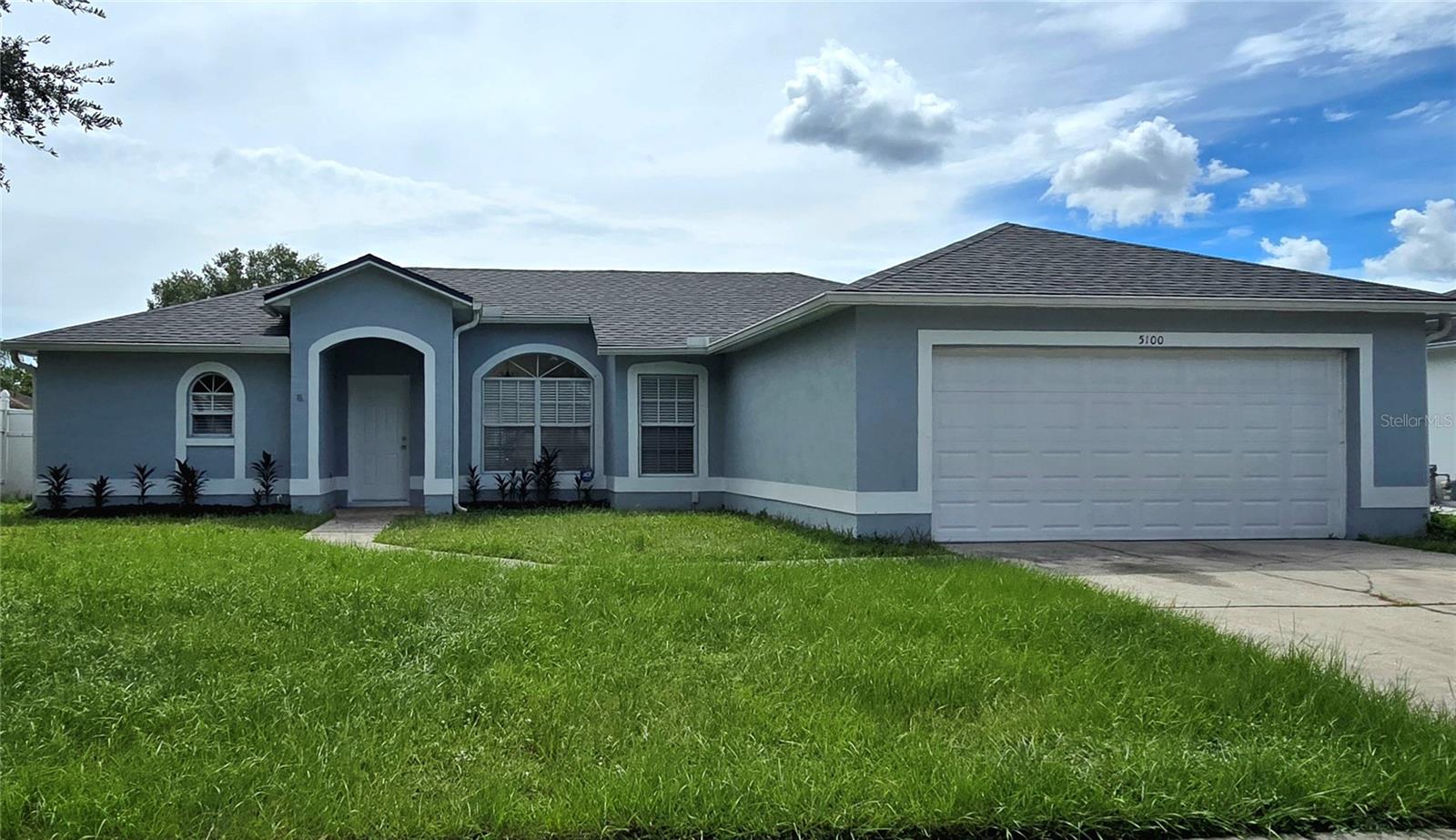 Photo of 5100 HEATHERSTONE DRIVE KISSIMMEE FL 34758