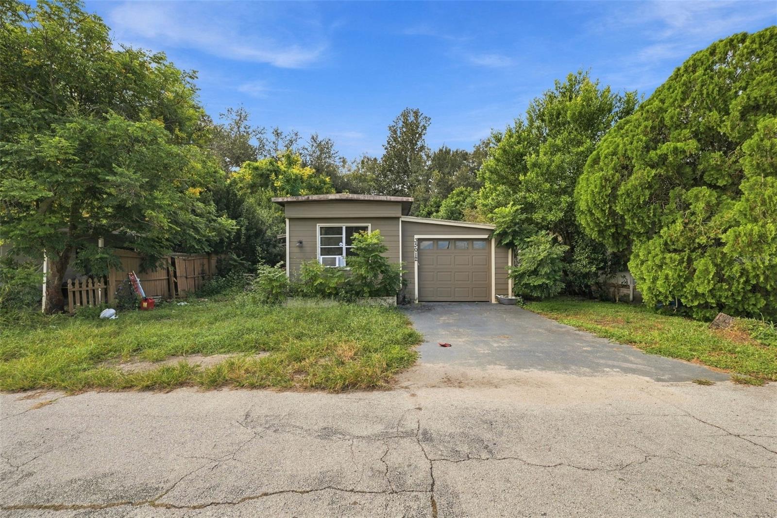 Photo of 35012 GLOSSON CIRCLE ZEPHYRHILLS FL 33541