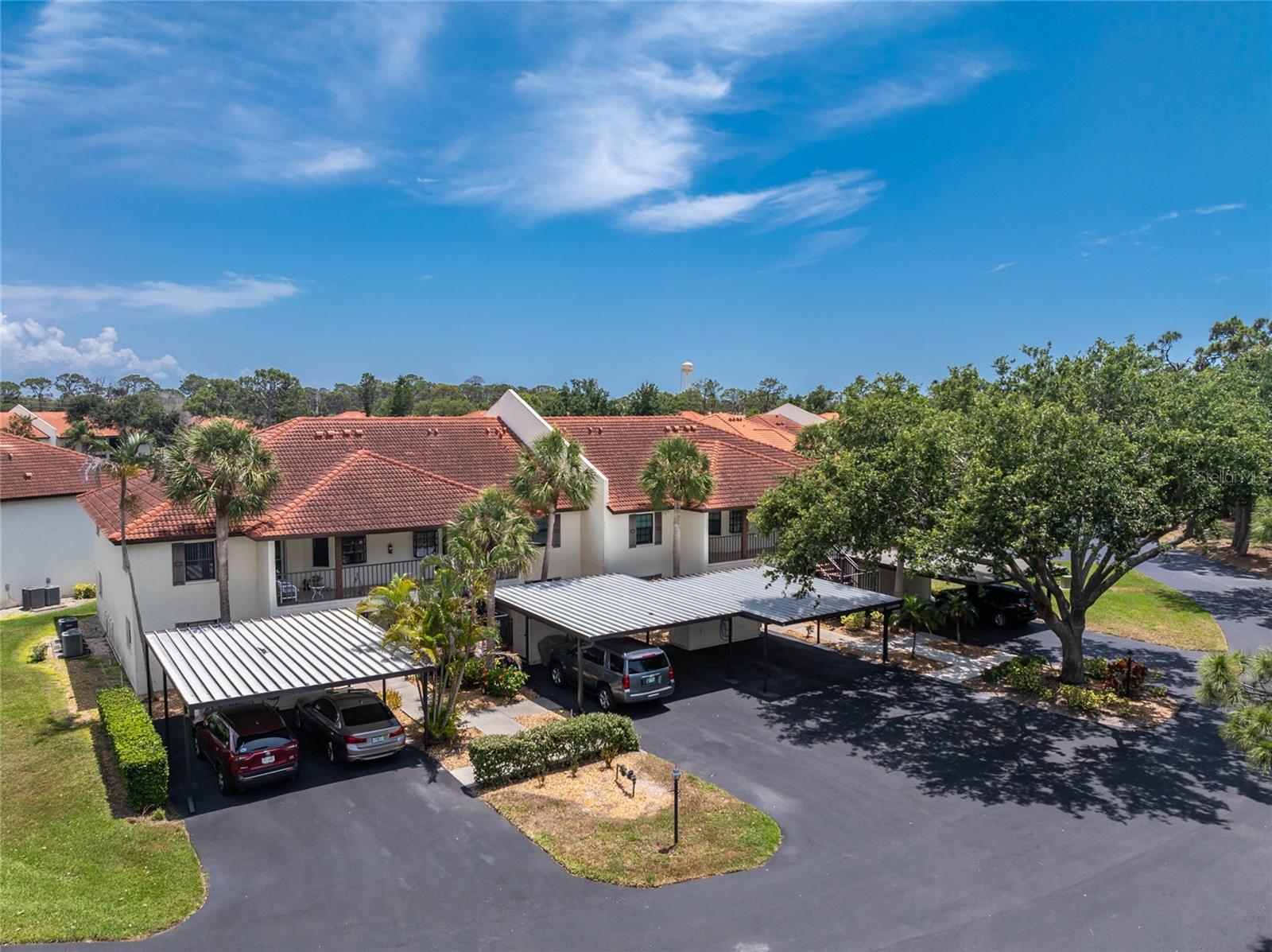Photo of 511 PINE HOLLOW CIRCLE #511 ENGLEWOOD FL 34223