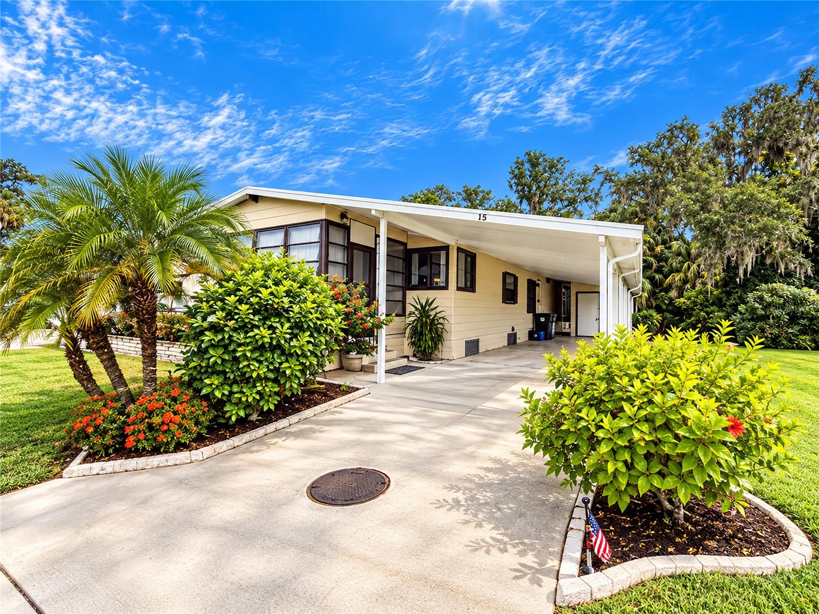 Photo of 15 MEADOWLARK CIRCLE ELLENTON FL 34222