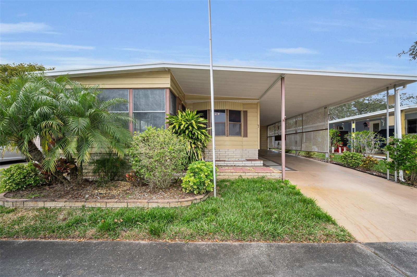 Photo of 7 MOUNTAIN LAUREL DRIVE PALM HARBOR FL 34684