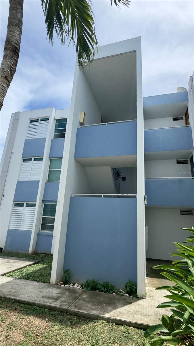 Photo of 2 COND. GARDEN VIEW #4-42 CAROLINA PR 00985