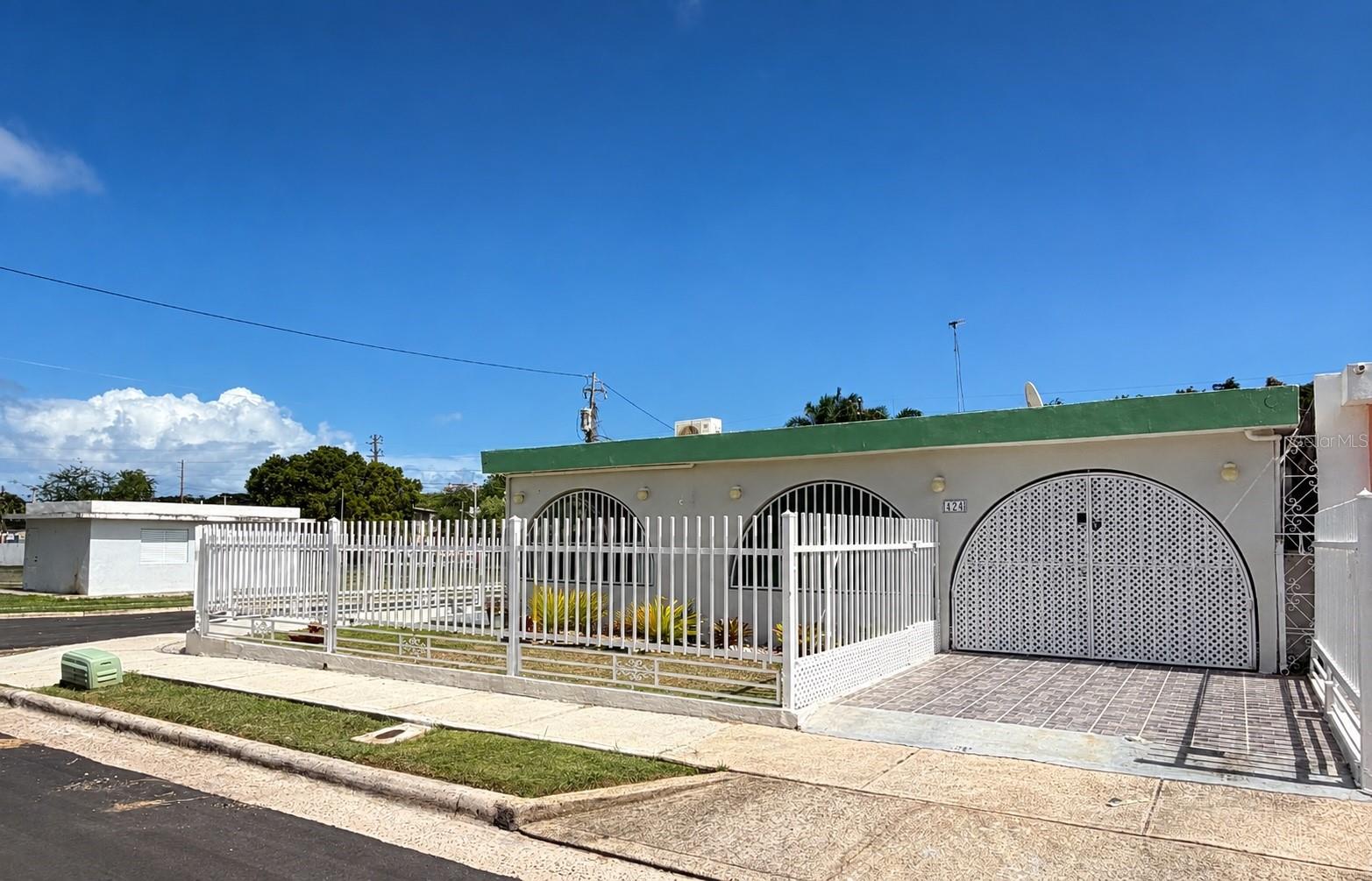 Photo of A-24 Calle 4 URB. EXTENSION SANTA ISIDRA I FAJARDO PR 00738