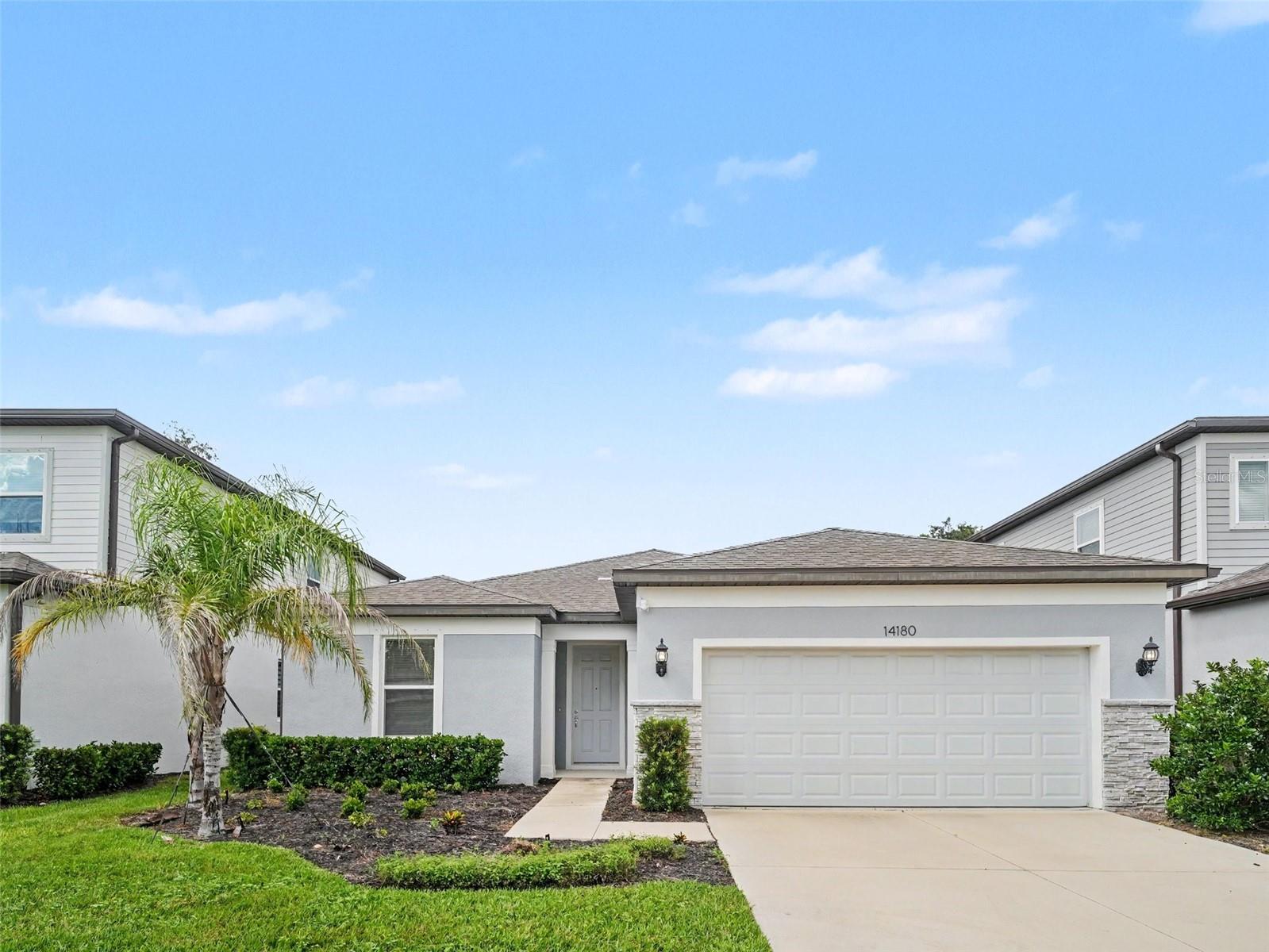 Photo of 14180 SAMOA HILL COURT RIVERVIEW FL 33569